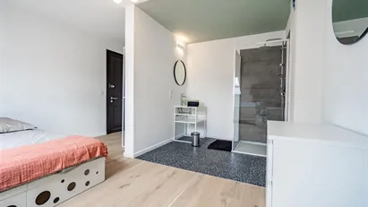 Room for rent in Aarlen, Luxemburg (Provincie)
